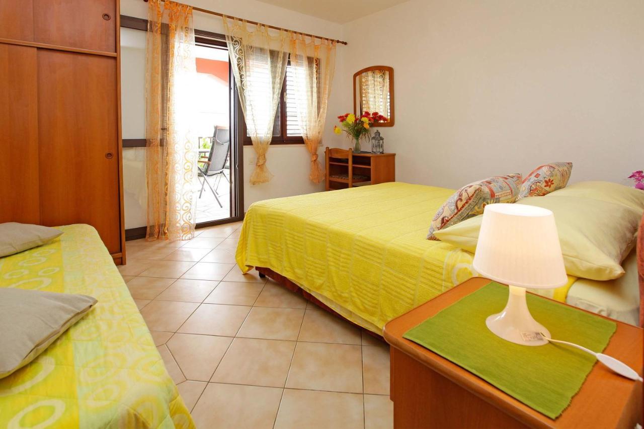 Apartmani Doro Vela Luka Exterior photo