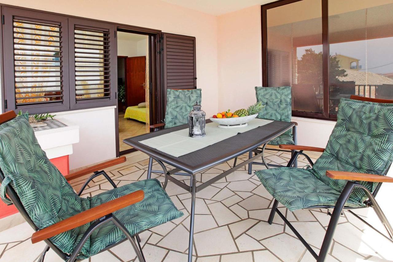 Apartmani Doro Vela Luka Exterior photo